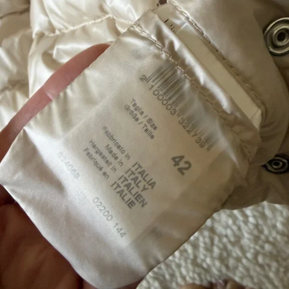 Peserico Cream Ecru Short-Sleeved Goose Down Puffer Jacket size 42 - Picture 11 of 13